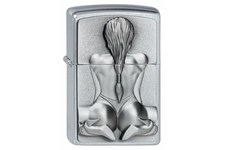 Zapalniczka ZIPPO Kneeling Girl Emblem