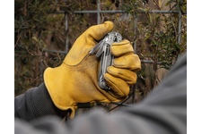 Multitool LEATHERMAN Free P4
