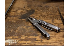 Multitool Leatherman FREE P2 KABURA NYLON