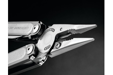 Multitool Leatherman FREE P2 KABURA NYLON