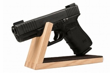 Drewniany stojak Range Solutions na pistolet