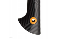 Siekiera FISKARS Solid S Black