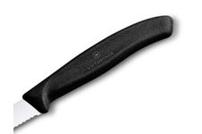 Nóż kuchenny Victorinox do jarzyn, ząbkowany, 8 cm, czarny