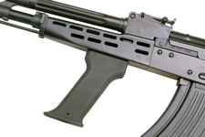 Replika karabinu szturmowego AMD65