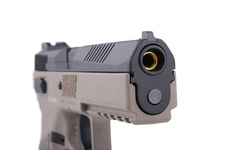 Pistolet GBB CZ P-09 flat dark earth - zestaw